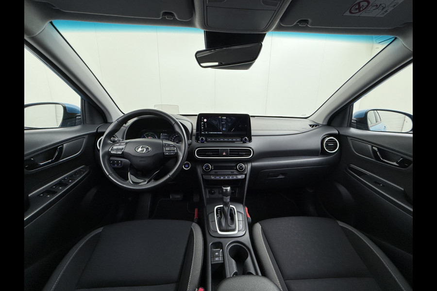 Hyundai Kona 1.6 HEV AUT-6 141pk Adaptive-Cr Trekhaak HUD Camera Android Apple Carplay Navi Bordherkenning PDC Fashion Keyless Head-Up-Display Auto-Pilot (Lane-Assist+ACC) ESP Mild Hybride Priv.Glass Botsing waarsch syst Dodehoek-assistent