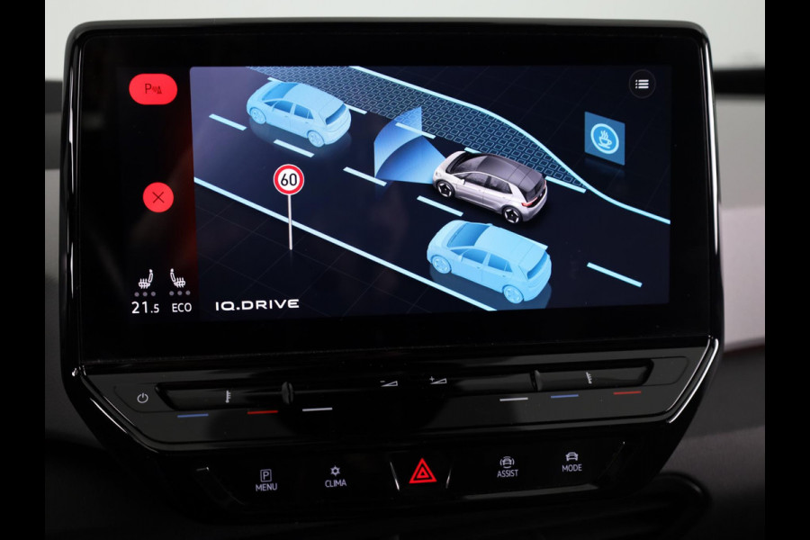 Volkswagen ID.3 First Max 58 kWh 204 pk | Navigatie | Panoramadak | Parkeersensoren | Achteruitrijcamera | Matrix LED koplampen | Stoelverwarming |