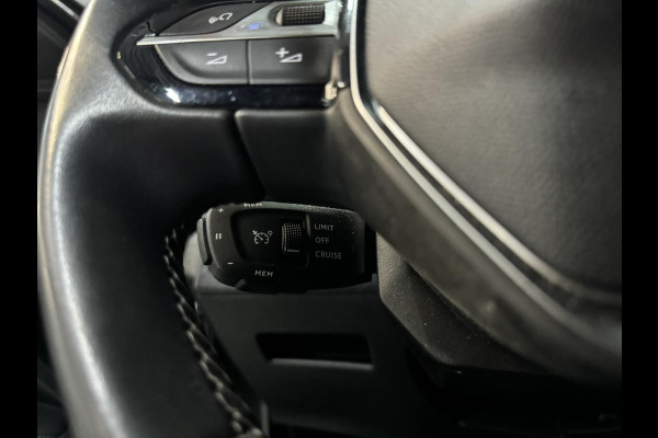 Peugeot 5008 1.2 PureTech Blue Lease Allure 7P. NAP Garantie Trekhaak Carplay Elek Achterklep Cruise Clima Navi Led Sfeer Rijklaar
