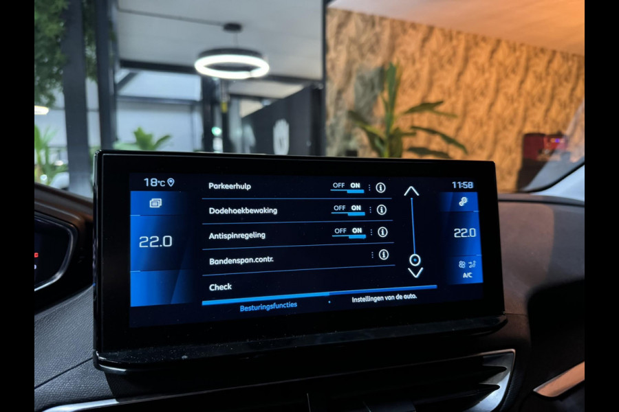 Peugeot 5008 1.2 PureTech Blue Lease Allure 7P. NAP Garantie Trekhaak Carplay Elek Achterklep Cruise Clima Navi Led Sfeer Rijklaar