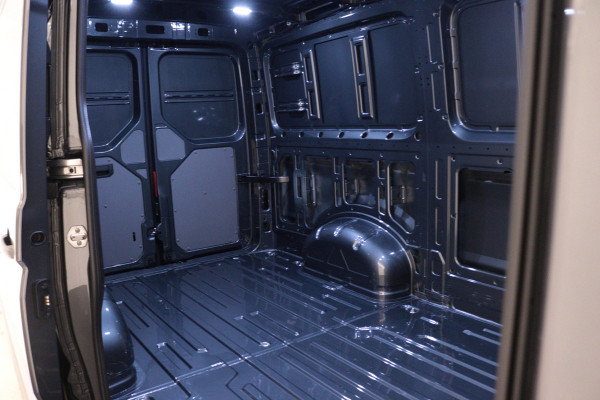 Volkswagen Crafter 2.0 TDI 103kW 140PK GVW 3.0T L3H2 WB 3640mm Trendline