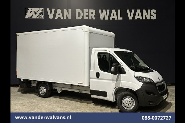 Peugeot Boxer 2.2 BlueHDi 141pk Bakwagen Laadklep Euro6 Airco | Cruisecontrol | 985kg laadvermogen Bijrijdersbank