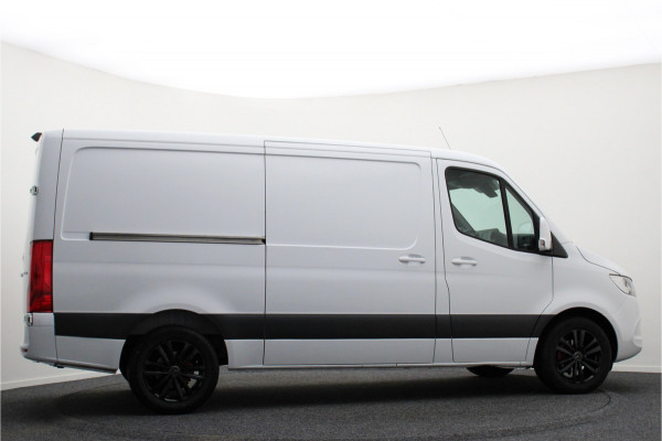 Mercedes-Benz Sprinter 317 CDI Aut. L2H1 Leer, 3-Zits, Camera, Standkachel, Apple Carplay, Cruise, DAB