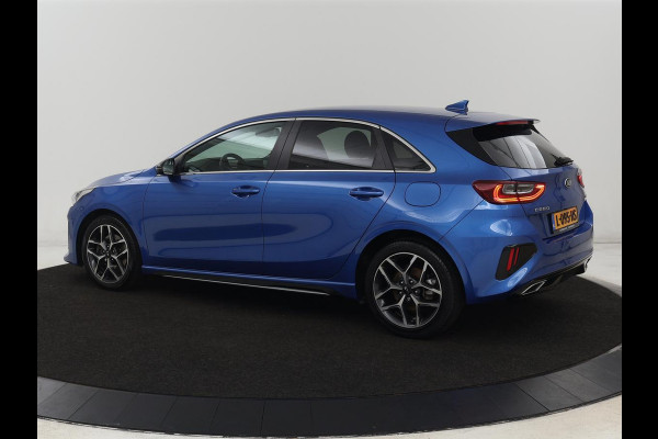 Kia Ceed 1.5 T-GDi MHEV GT-Line | 160pk | Camera | Carplay | Navigatie | Sportstuur | DAB | Parkeerhulp | Getint glas | Cruise control
