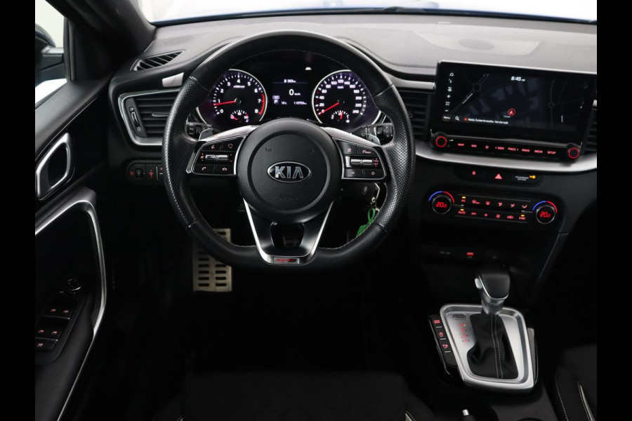 Kia Ceed 1.5 T-GDi MHEV GT-Line | 160pk | Camera | Carplay | Navigatie | Sportstuur | DAB | Parkeerhulp | Getint glas | Cruise control