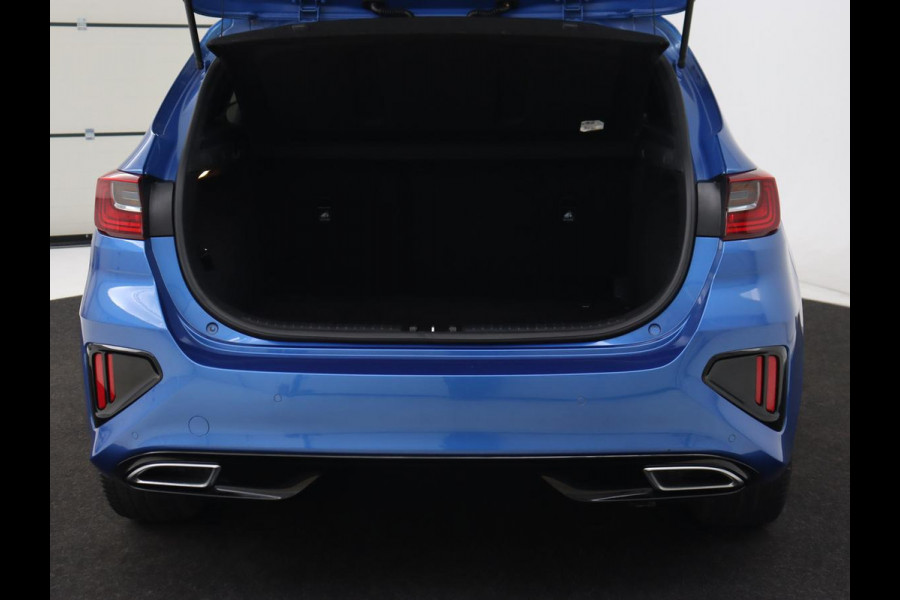 Kia Ceed 1.5 T-GDi MHEV GT-Line | 160pk | Camera | Carplay | Navigatie | Sportstuur | DAB | Parkeerhulp | Getint glas | Cruise control