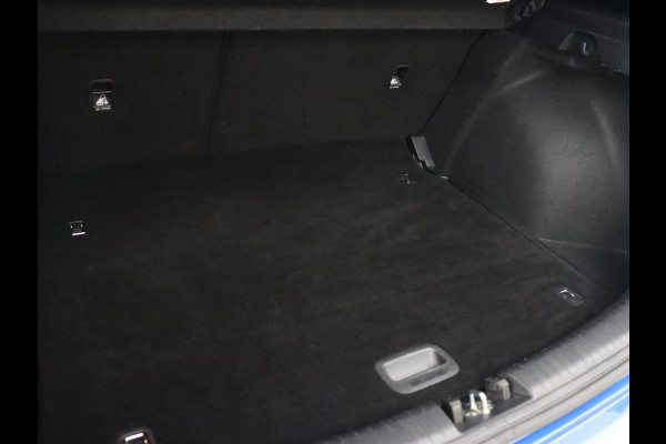 Kia Ceed 1.5 T-GDi MHEV GT-Line | 160pk | Camera | Carplay | Navigatie | Sportstuur | DAB | Parkeerhulp | Getint glas | Cruise control