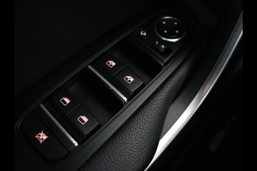 Kia Ceed 1.5 T-GDi MHEV GT-Line | 160pk | Camera | Carplay | Navigatie | Sportstuur | DAB | Parkeerhulp | Getint glas | Cruise control