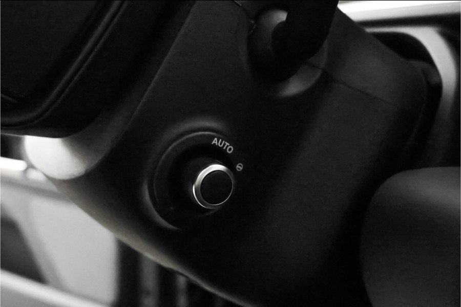 Land Rover Defender 110 2.0 P400e X-Dynamic HSE Urban Widebody 24" Vossen