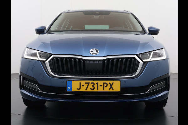 Škoda Octavia Combi 1.5T 150PK Pano-Dak Adap.Cruise Navi Trekhaak Ecc Apple Carplay Android Auto First Edition Elek.Achterklep Virtual Cockpit Pdc Keyless Wifi 1e Eigenaar Origineel Nederlandse Auto