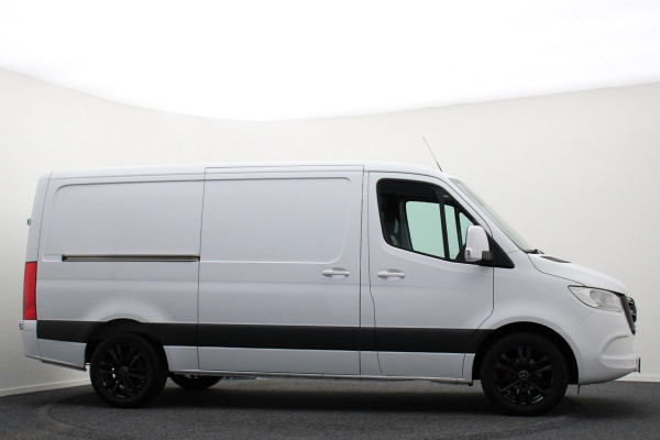 Mercedes-Benz Sprinter 317 CDI Aut. L2H1 Leer, 3-Zits, Camera, Standkachel, Apple Carplay, Cruise, DAB