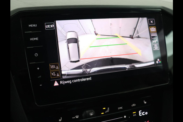 Volkswagen Passat 1.4 TSI PHEV GTE | Trekhaak | Stoelverwarming | Massage | Virtual Cockpit | Matrix LED | Camera | Adaptive cruise | Carplay | Navigatie | Parkeerhulp | Plug In