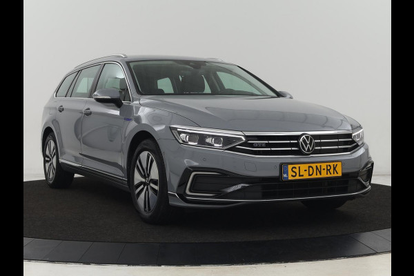 Volkswagen Passat 1.4 TSI PHEV GTE | Trekhaak | Stoelverwarming | Massage | Virtual Cockpit | Matrix LED | Camera | Adaptive cruise | Carplay | Navigatie | Parkeerhulp | Plug In