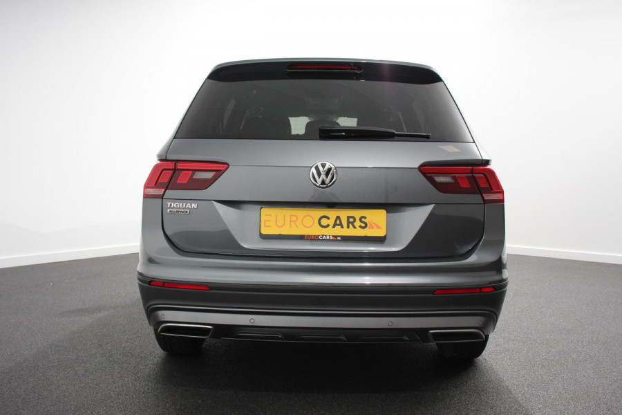 Volkswagen Tiguan Allspace 1.5 TSI DSG Comfortline 7p. | Climate Control | Camera | Parkeer sensoren | Trekhaak | Electrisch bedienbare achterklep | Stoelverwarming
