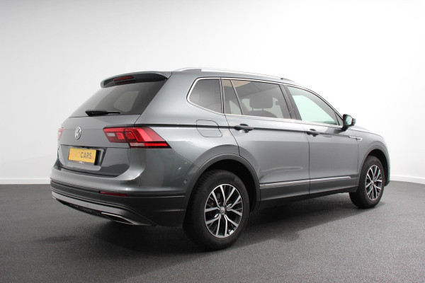 Volkswagen Tiguan Allspace 1.5 TSI DSG Comfortline 7p. | Climate Control | Camera | Parkeer sensoren | Trekhaak | Electrisch bedienbare achterklep | Stoelverwarming