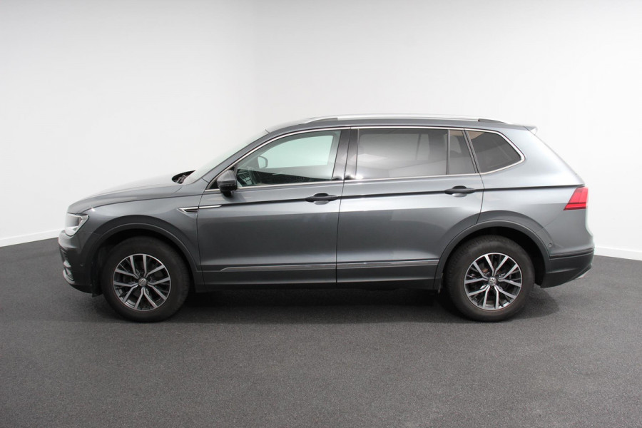 Volkswagen Tiguan Allspace 1.5 TSI DSG Comfortline 7p. | Climate Control | Camera | Parkeer sensoren | Trekhaak | Electrisch bedienbare achterklep | Stoelverwarming