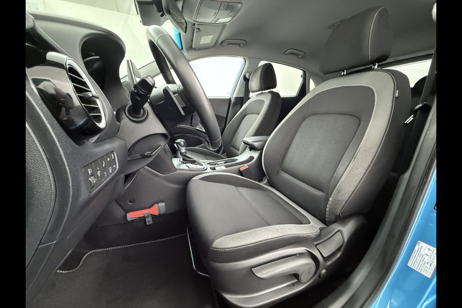 Hyundai Kona 1.6 HEV AUT-6 141pk Adaptive-Cr Trekhaak HUD Camera Android Apple Carplay Navi Bordherkenning PDC Fashion Keyless Head-Up-Display Auto-Pilot (Lane-Assist+ACC) ESP Mild Hybride Priv.Glass Botsing waarsch syst Dodehoek-assistent