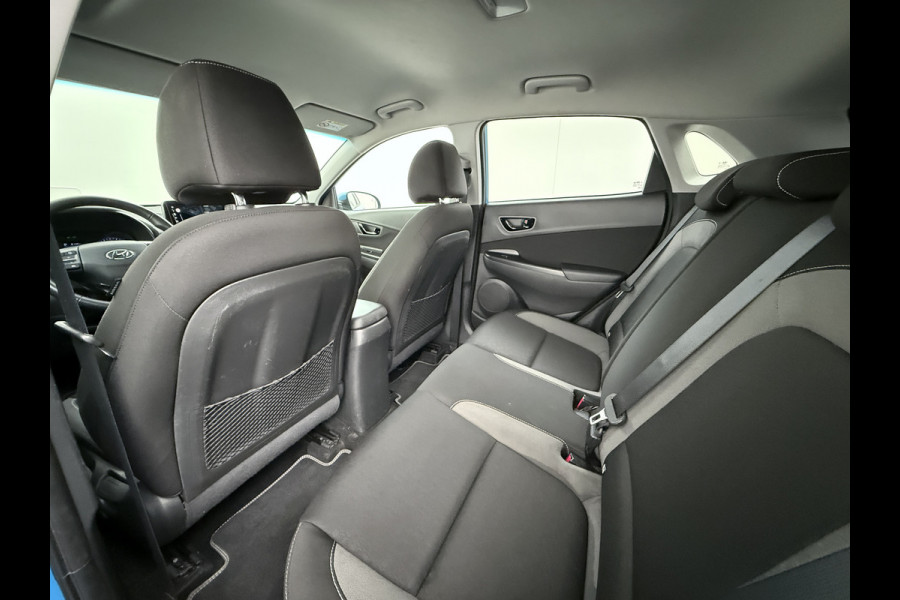 Hyundai Kona 1.6 HEV AUT-6 141pk Adaptive-Cr Trekhaak HUD Camera Android Apple Carplay Navi Bordherkenning PDC Fashion Keyless Head-Up-Display Auto-Pilot (Lane-Assist+ACC) ESP Mild Hybride Priv.Glass Botsing waarsch syst Dodehoek-assistent