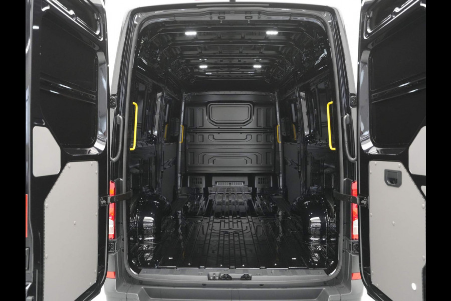 Volkswagen Crafter 2.0 TDI 103kW 140PK GVW 3.5T L3H3 Exclusive AUT