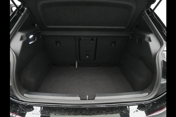 Volkswagen ID.3 Pro Business 59 kWh 232pk Navigatie Stoel/Stuurverwarming Carplay Acc Pdc 232