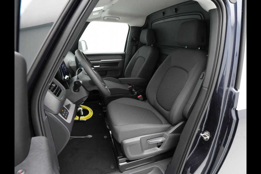 Volkswagen ID. Buzz Cargo Anniversary Edition 79 kWh 250kW 340PK 4MOTION Two Tone Wit/Blauw