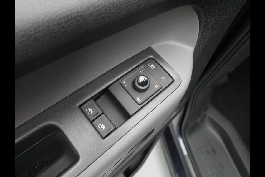 Volkswagen ID. Buzz Cargo Anniversary Edition 79 kWh 250kW 340PK 4MOTION Two Tone Wit/Blauw