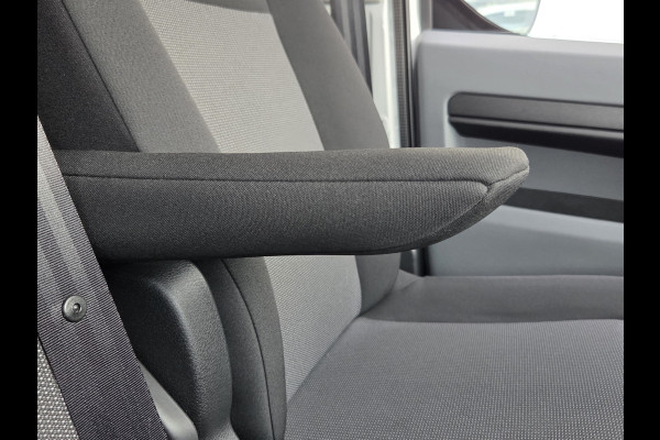 Opel Vivaro-e / Citroen e-Jumpy 75kWh Business 9 Pers. Airco Cruisecontrol Prijs incl. BTW €32.368,-