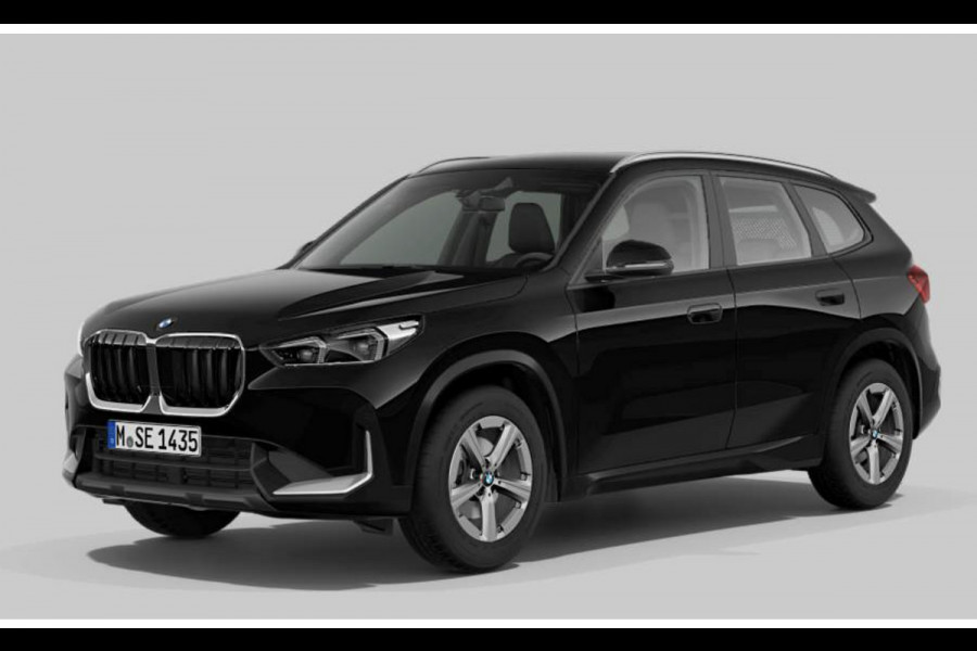 BMW X1 SDrive18i LED - NIEUW MODEL - GROOT SCHERM - CARPLAY - STOELVERWARMING - KEYLESS