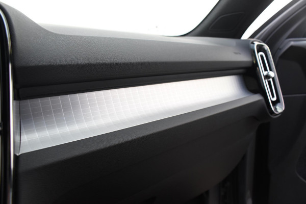 Volvo XC40 B4 211PK Automaat Plus Dark