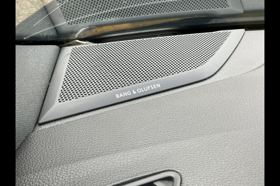 Audi Q3 Sportback 35 TFSI Business Edition S-Line Pano Trekhaak B&O Leer Led Carplay VOL!