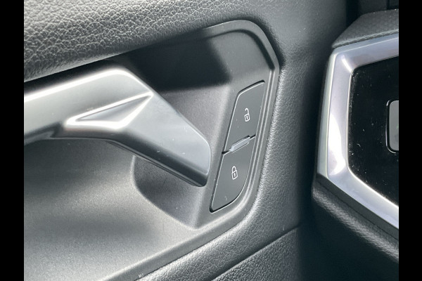Audi Q3 Sportback 35 TFSI Business Edition S-Line Pano Trekhaak B&O Leer Led Carplay VOL!