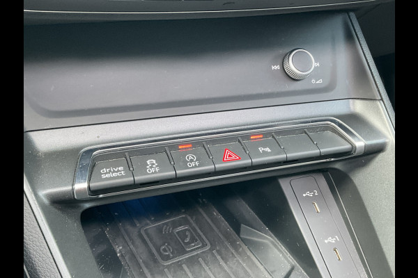 Audi Q3 Sportback 35 TFSI Business Edition S-Line Pano Trekhaak B&O Leer Led Carplay VOL!
