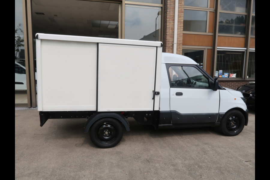 Streetscooter Work Box 40 Kwh - 48 Kw  Navi bereik 160 Km LED Pakket