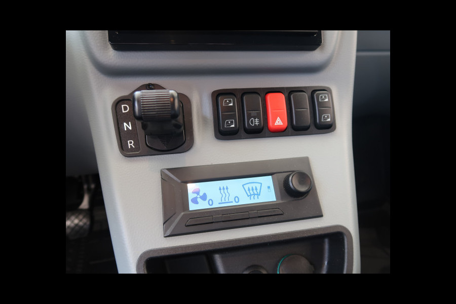 Streetscooter Work Box 40 Kwh - 48 Kw  Navi bereik 160 Km LED Pakket