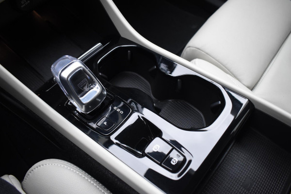 Volvo XC40 T5 262PK Automaat Recharge Inscription