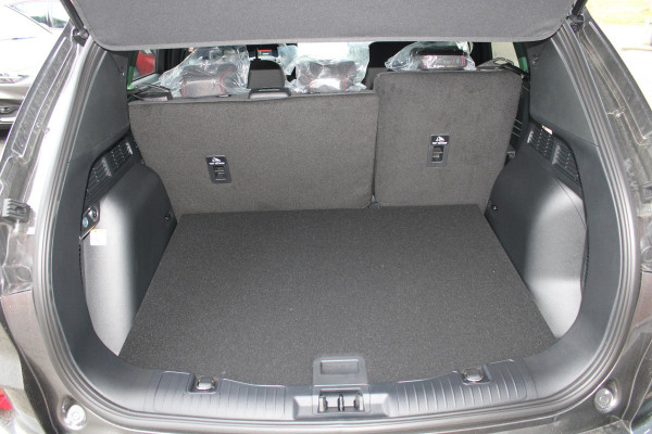 Ford Kuga 2.5 PHEV ST-Line 243 pk | Wegklapbare trekhaak | 2.100 kg trekgewicht! | Winterpakket