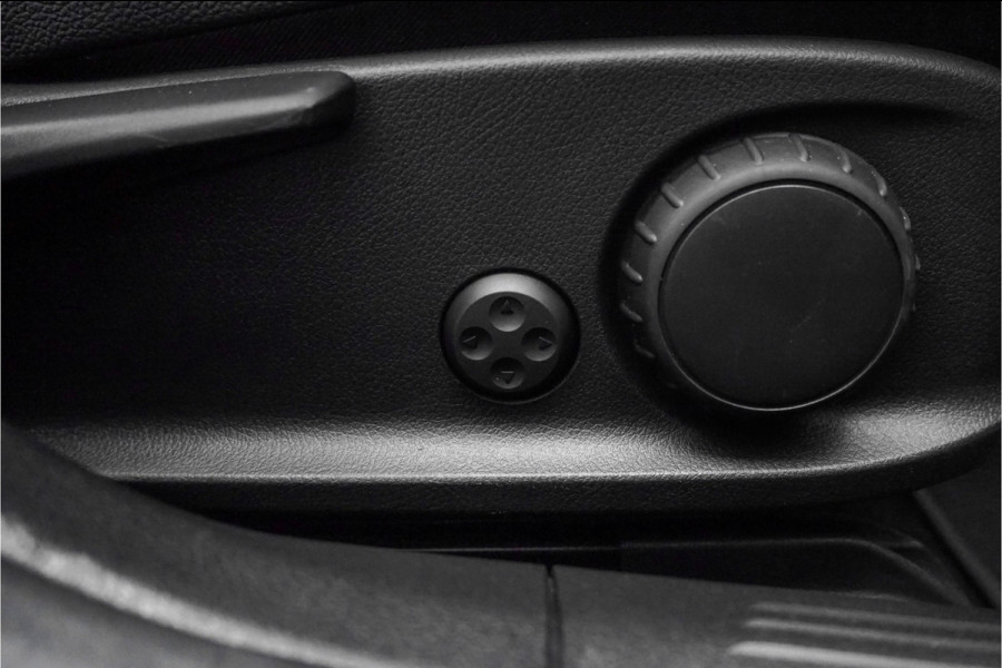 Mercedes-Benz A-Klasse 180 AMG Night Navi Camera 18"