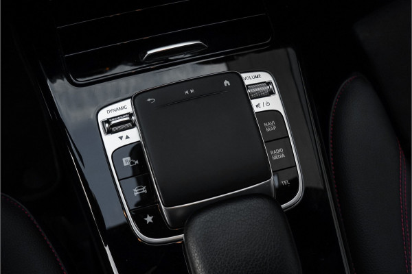 Mercedes-Benz A-Klasse 180 AMG Night Navi Camera 18"