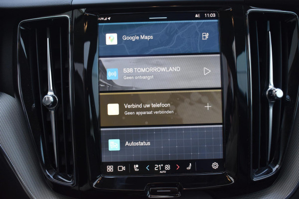 Volvo XC60 T6 350PK Automaat Plug-in Hybrid AWD Plus Dark