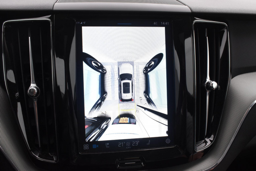 Volvo XC60 T6 350PK Automaat Plug-in Hybrid AWD Plus Dark