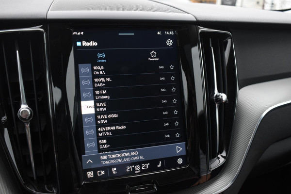 Volvo XC60 T6 350PK Automaat Plug-in Hybrid AWD Plus Dark