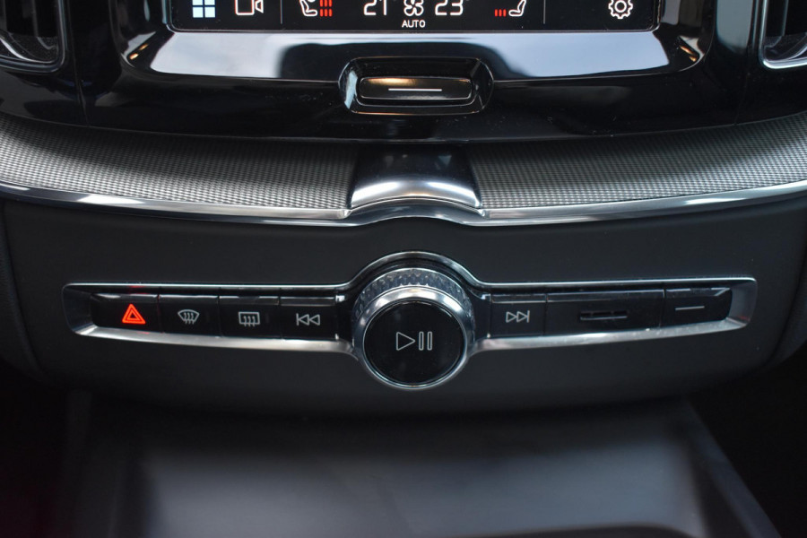 Volvo XC60 T6 350PK Automaat Plug-in Hybrid AWD Plus Dark