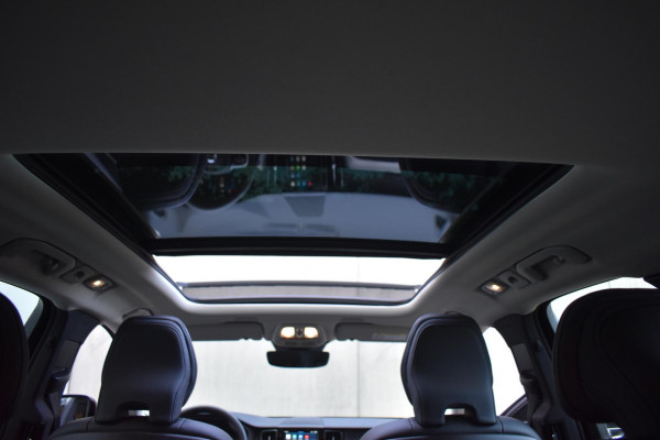 Volvo XC60 T6 350PK Automaat Plug-in Hybrid AWD Plus Dark