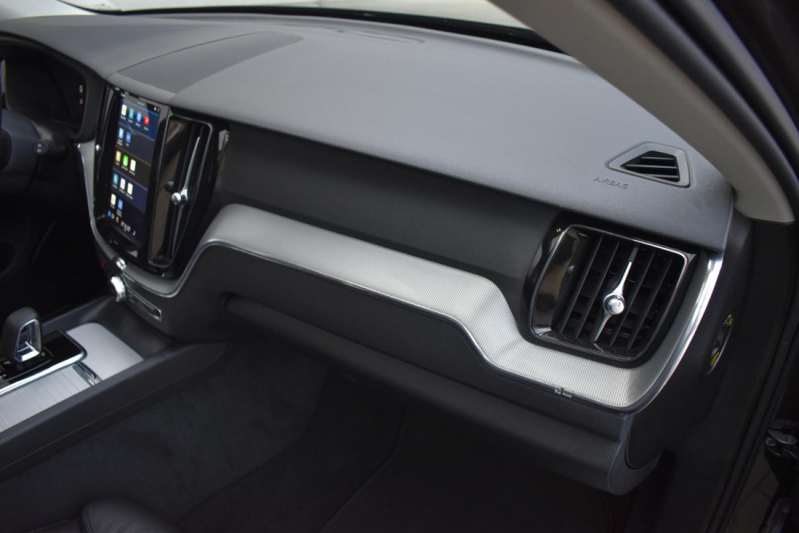 Volvo XC60 T6 350PK Automaat Plug-in Hybrid AWD Plus Dark