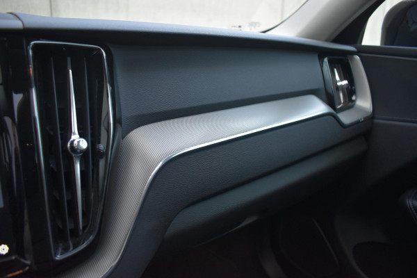 Volvo XC60 T6 350PK Automaat Plug-in Hybrid AWD Plus Dark