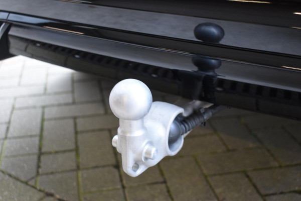 Volvo XC60 T6 350PK Automaat Plug-in Hybrid AWD Plus Dark