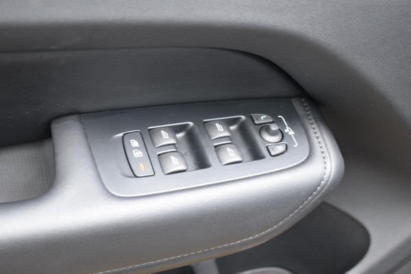 Volvo XC60 T6 350PK Automaat Plug-in Hybrid AWD Plus Dark