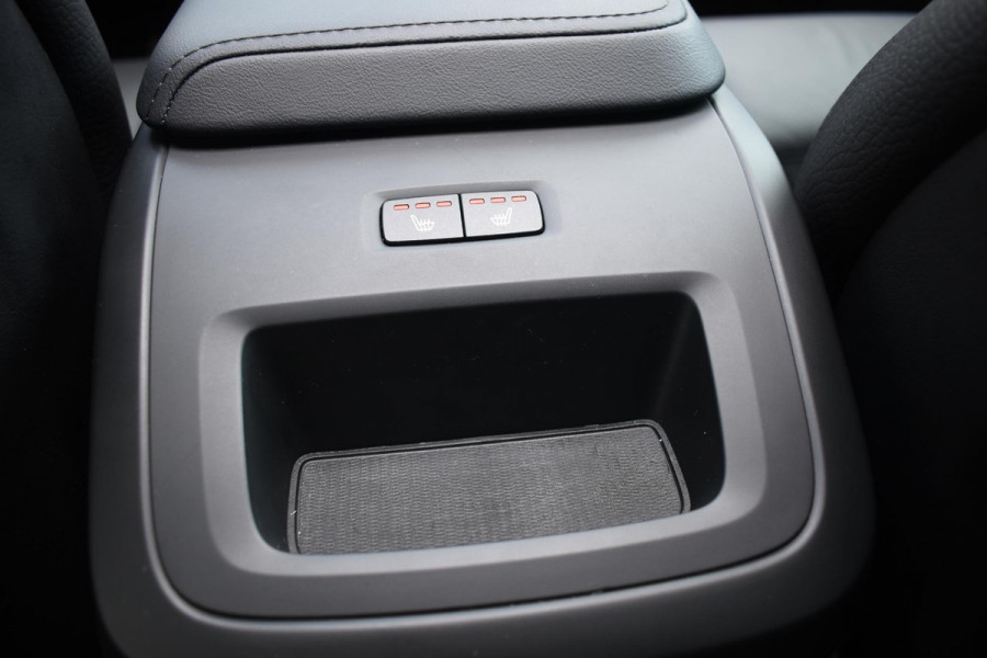 Volvo XC60 T6 350PK Automaat Plug-in Hybrid AWD Plus Dark