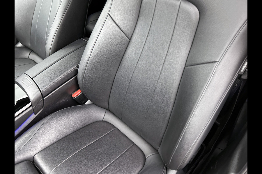 Mercedes-Benz A-Klasse 180 Business Solution Luxury Ledkoplampen | Achteruitrijcamera | Sfeerverlichting | Spiegelpakket. Inclusief 24 maanden Mercedes-Benz Certified garantie voor Europa.