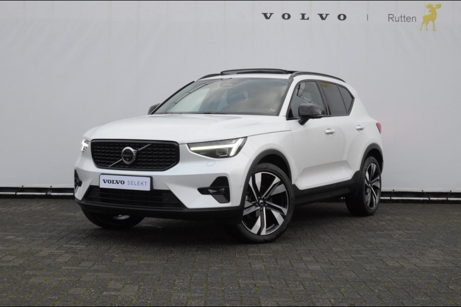 Volvo XC40 211PK Automaat B4 Ultimate Dark / Adaptieve cruise control / BLIS / Pixel LED / 20” velgen / Leder interieur / Stoel en stuurwielverwarming / 360 camera / Elektrische stoelen / Panoramadak